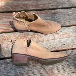 Jack Rodgers Tan Ankle Boot with whipstitch